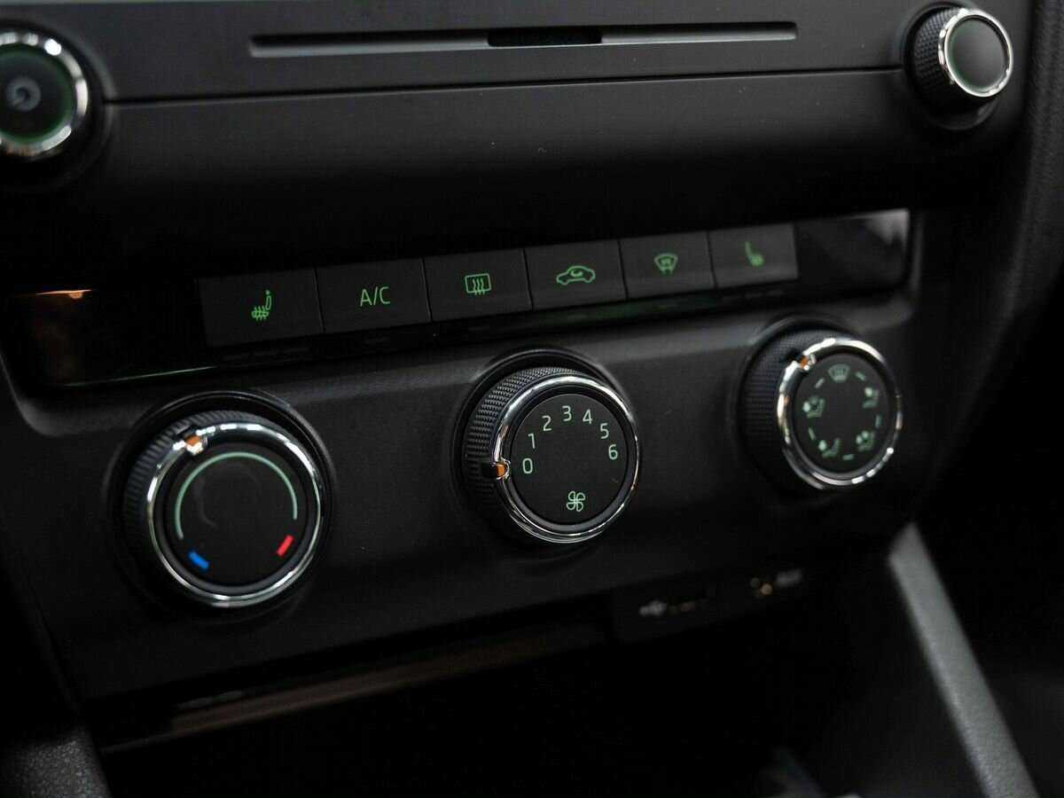 Купить Шкода Октавия, 2016, 133 993 км.. Фото: #23