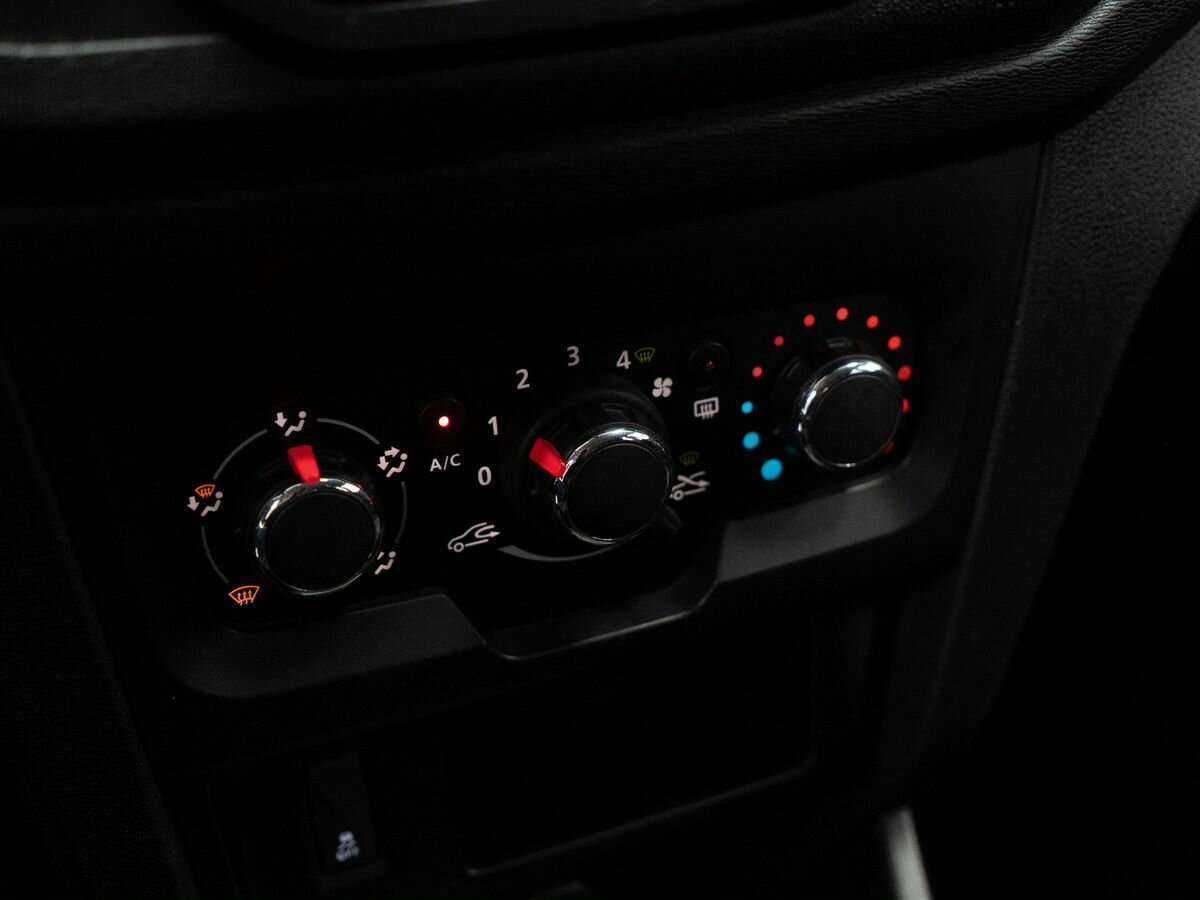 Купить Лада (ВАЗ) ИКСРЭЙ, 2017, 53 799 км.. Фото: #9