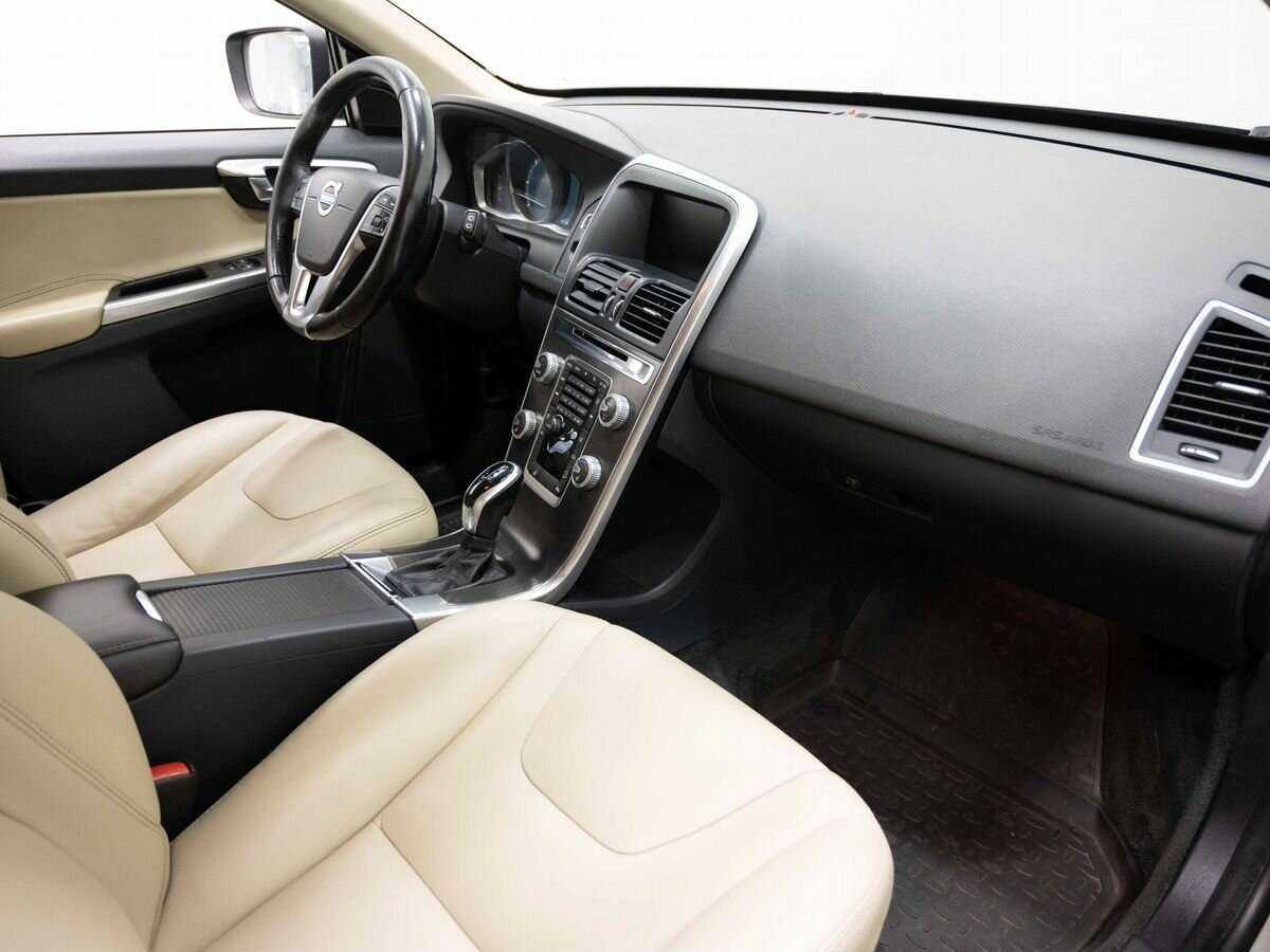 Купить Вольво ИксЦ60, 2014, 176 534 км.. Фото: #10
