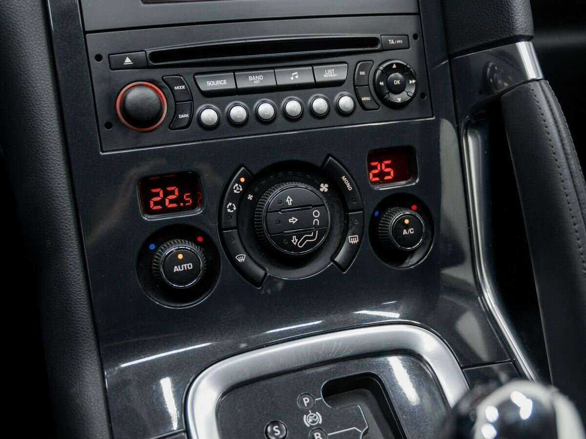 Купить Пежо 3008, 2012, 143 593 км.. Фото: #18