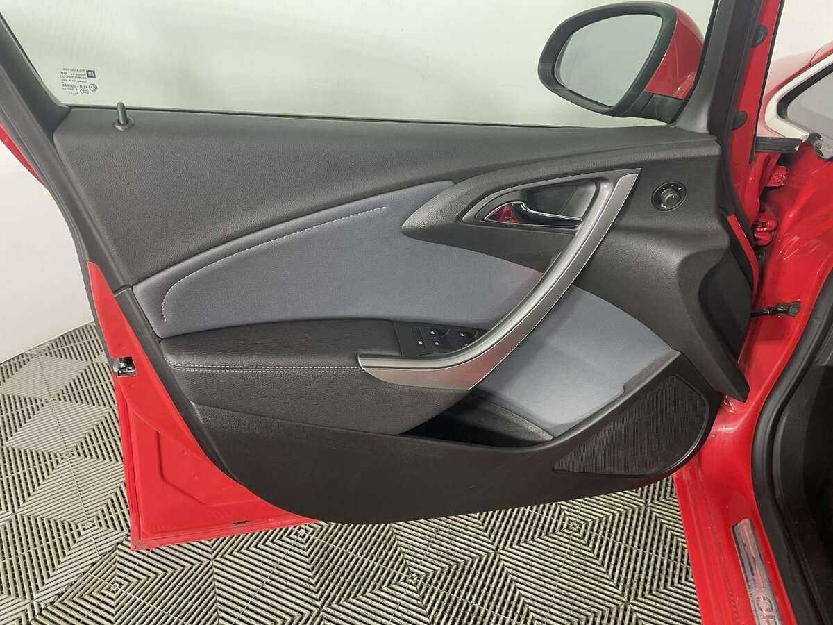 Купить Опель Астра, 2013, 112 653 км.. Фото: #7