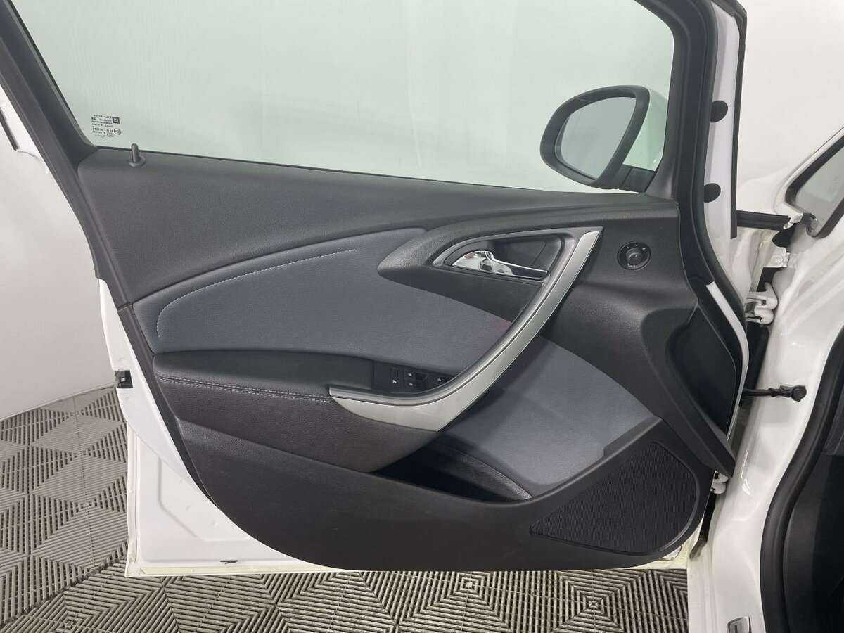 Купить Опель Астра, 2013, 129 703 км.. Фото: #7