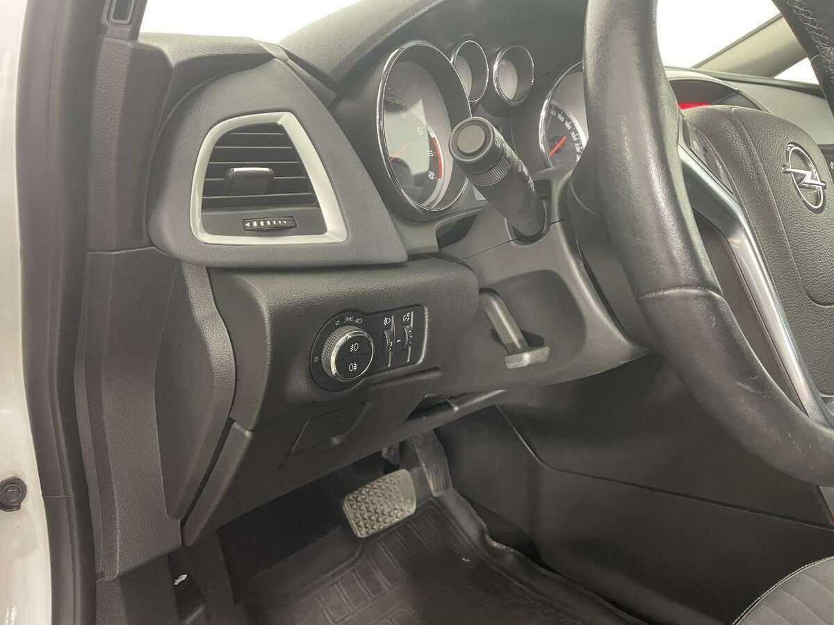 Купить Опель Астра, 2013, 129 703 км.. Фото: #8