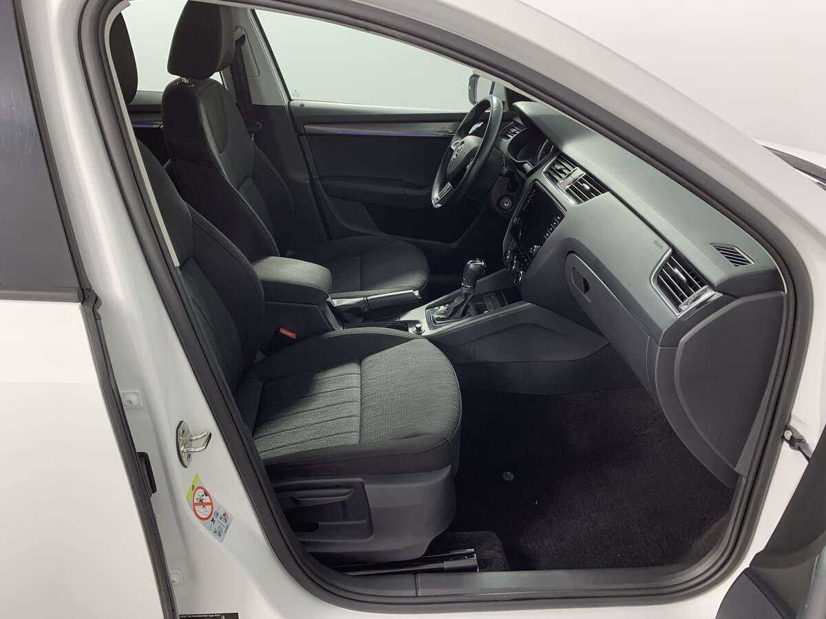 Купить Шкода Октавия, 2018, 128 642 км.. Фото: #19