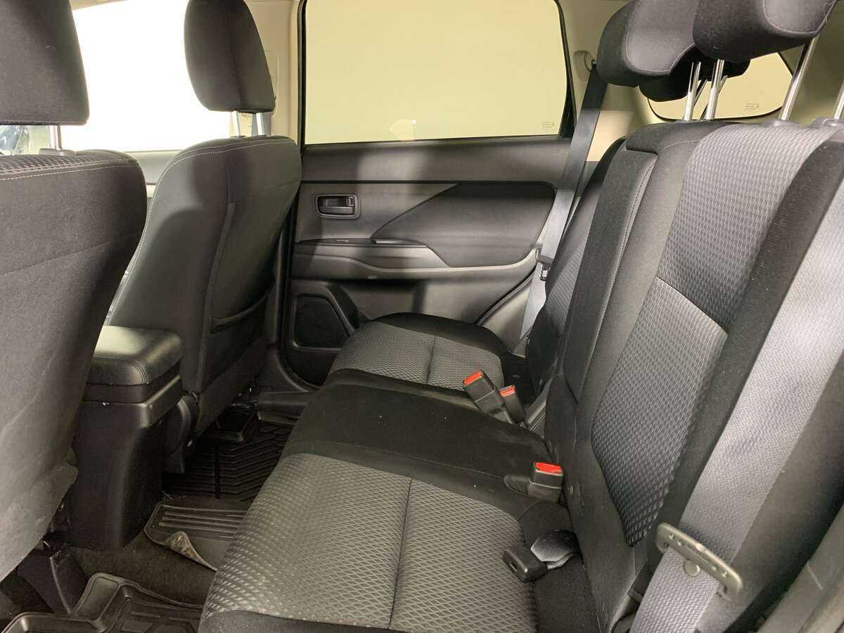 Купить Митсубиши Оутлэндер, 2018, 167 372 км.. Фото: #16