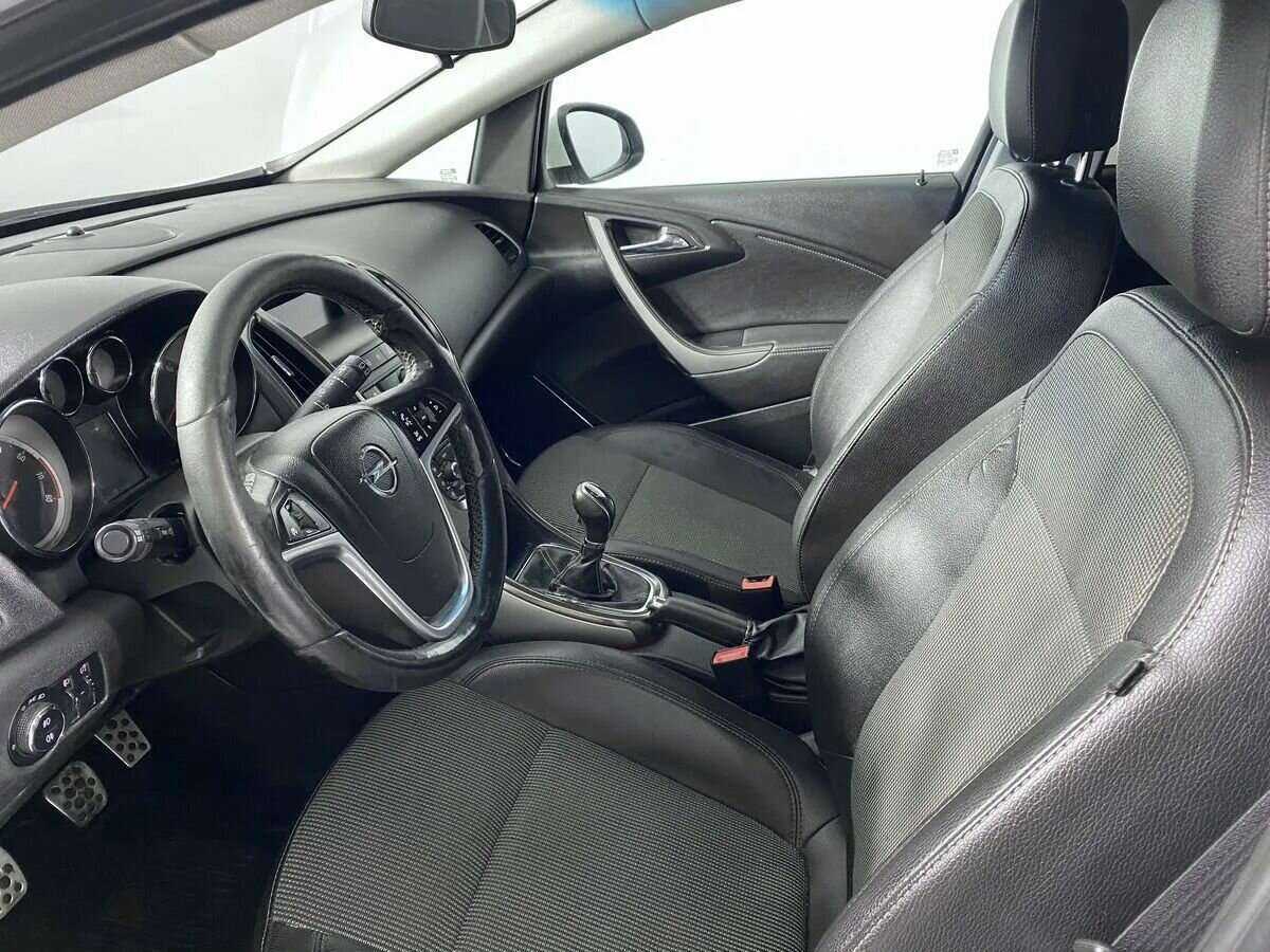 Купить Опель Астра, 2012, 188 000 км.. Фото: #7