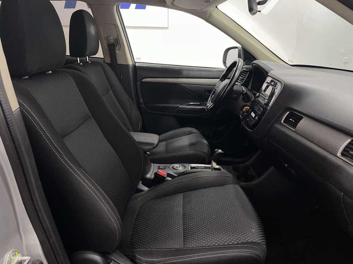 Купить Митсубиши Оутлэндер, 2016, 191 717 км.. Фото: #7