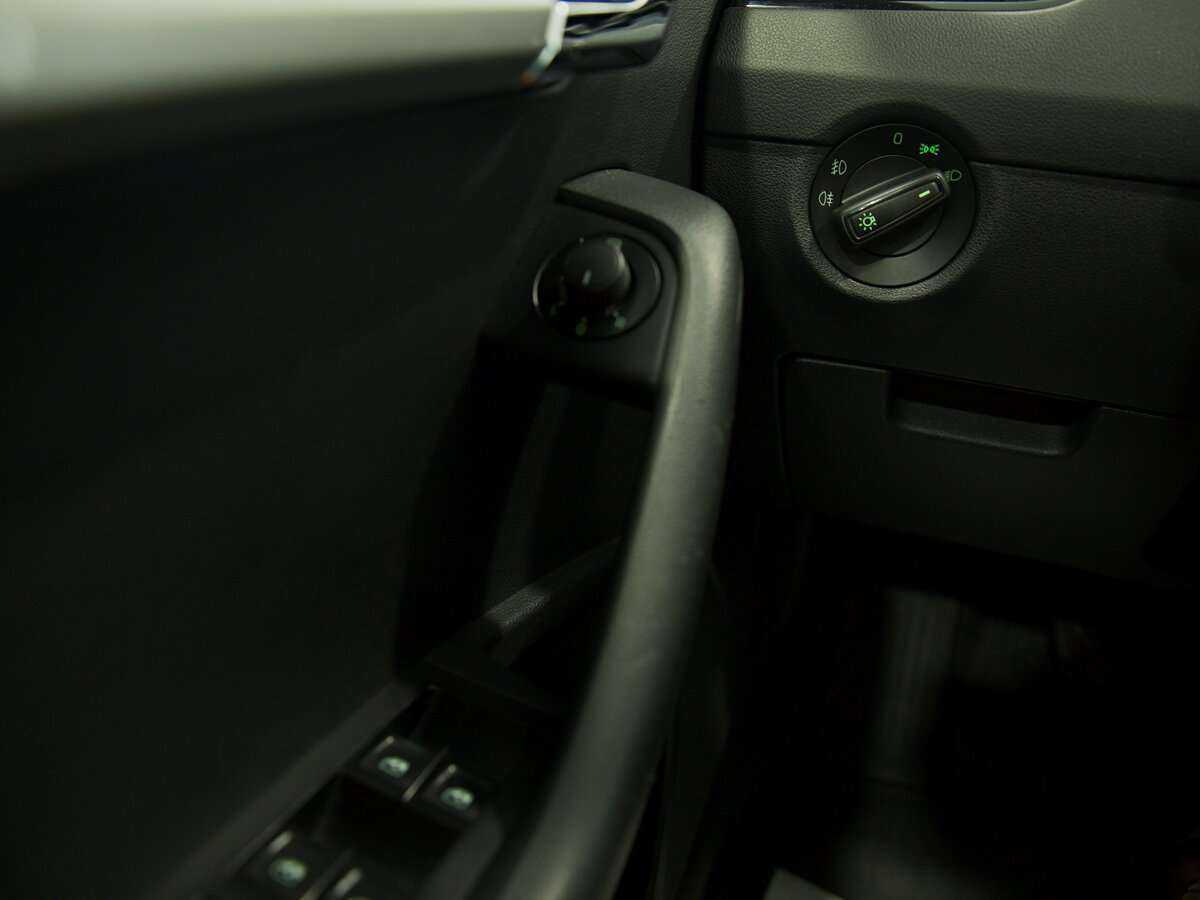 Купить Шкода Октавия, 2019, 66 492 км.. Фото: #11