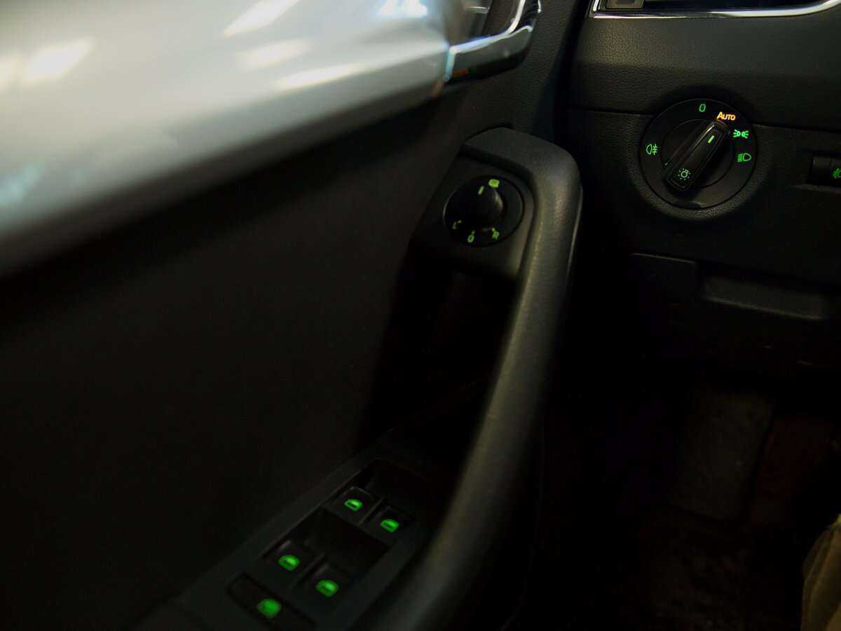 Купить Шкода Октавия, 2014, 233 564 км.. Фото: #7