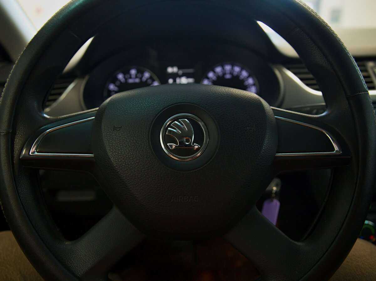 Купить Шкода Октавия, 2014, 233 564 км.. Фото: #8