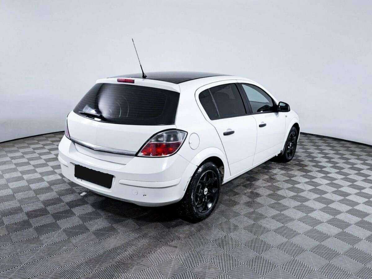 Купить Опель Астра, 2012, 210 557 км.. Фото: #3