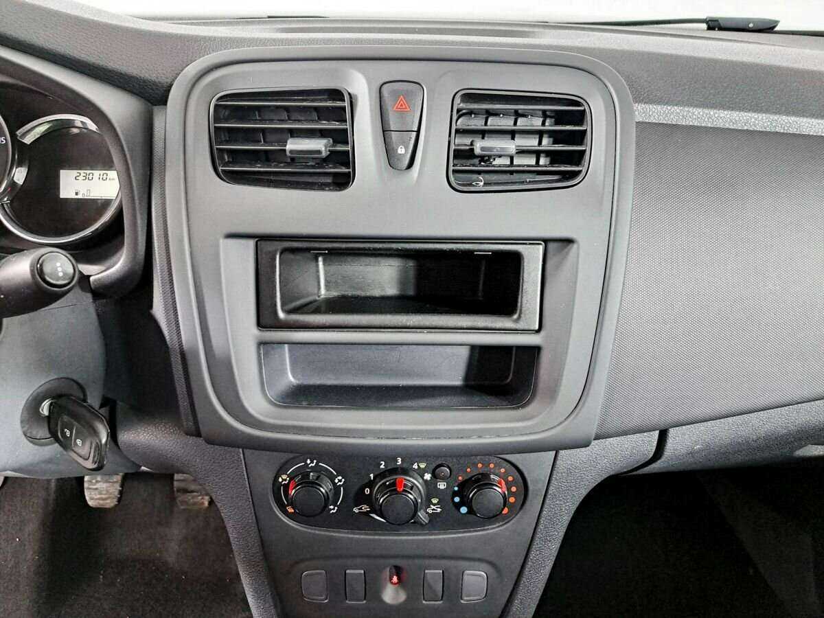 Купить Рено Логан, 2019, 23 020 км.. Фото: #12