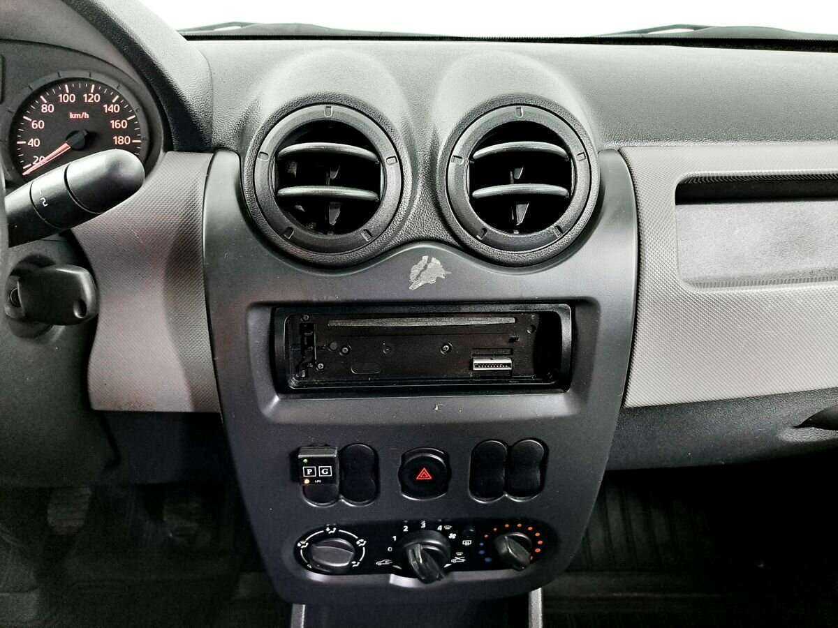 Купить Рено Логан, 2012, 135 001 км.. Фото: #9