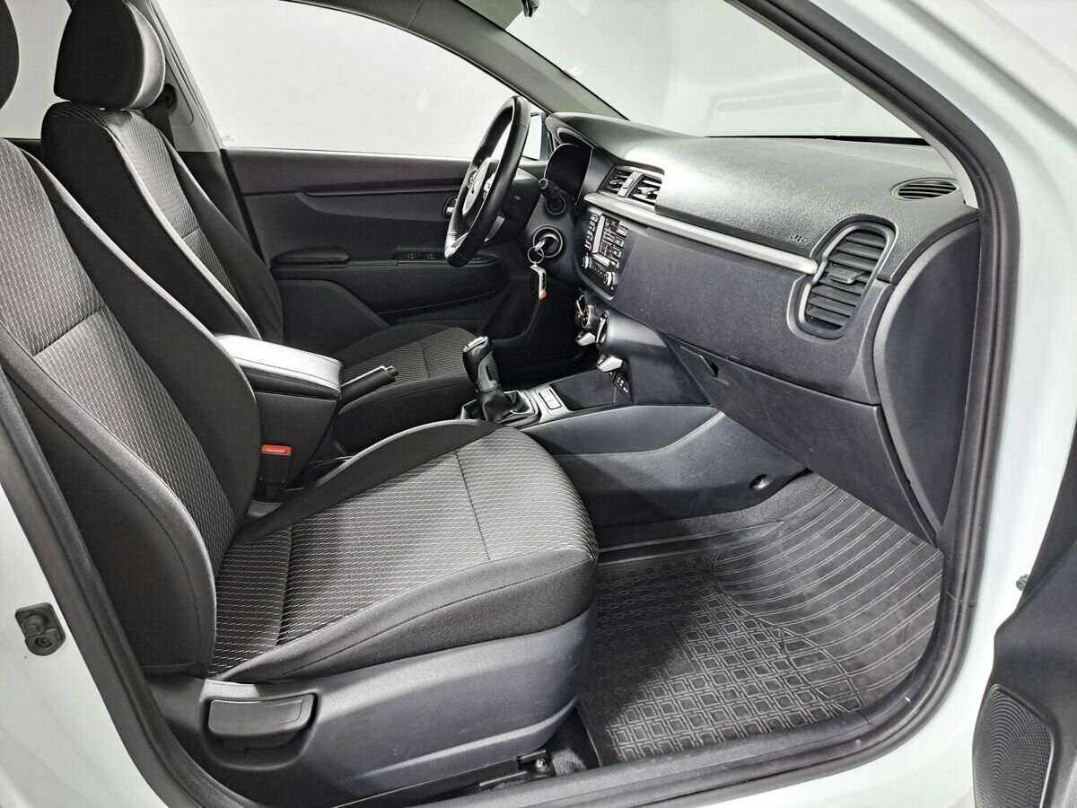 Купить Киа Рио, 2018, 159 588 км.. Фото: #8