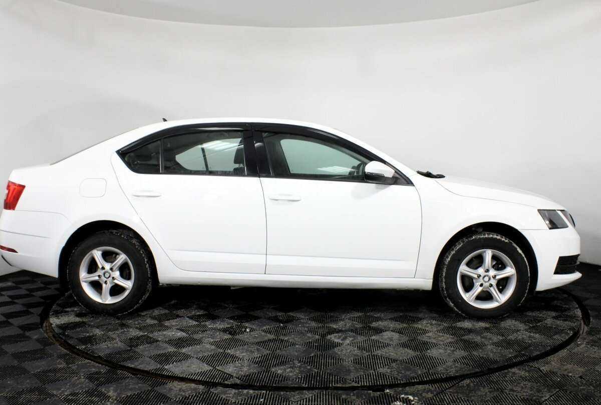 Купить Шкода Октавия, 2017, 98 001 км.. Фото: #3