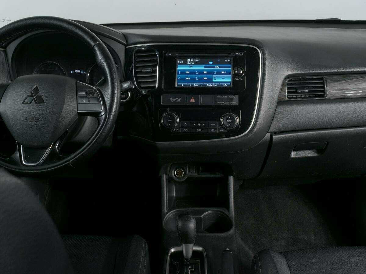 Купить Митсубиши Оутлэндер, 2016, 120 110 км.. Фото: #7