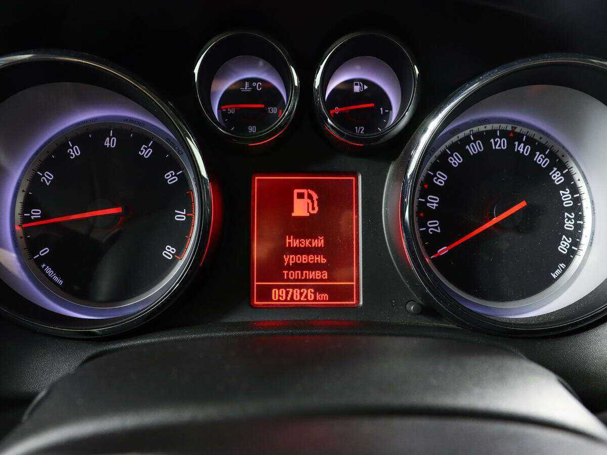 Купить Опель Астра, 2013, 98 000 км.. Фото: #10