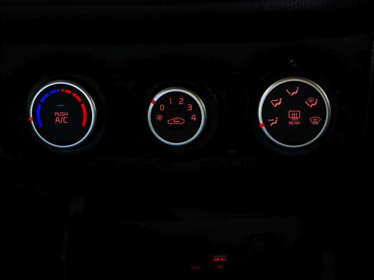 Купить Киа Рио, 2016, 118 900 км.. Фото: #13