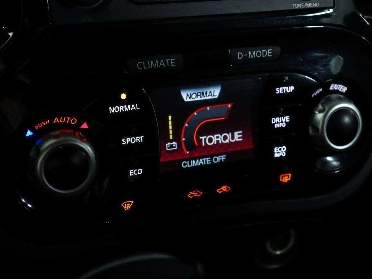 Купить Ниссан Жук, 2012, 124 076 км.. Фото: #17