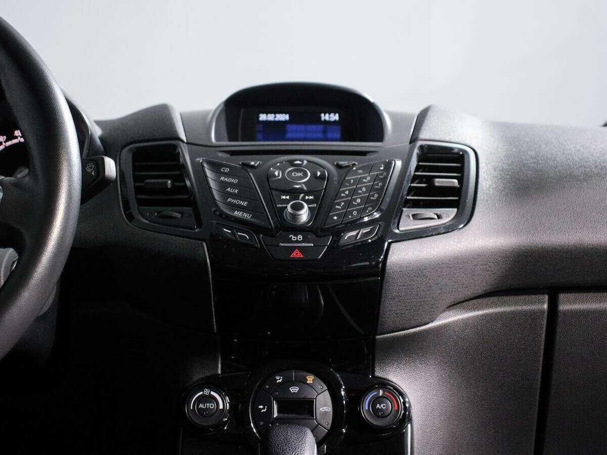 Купить Форд Фиеста, 2015, 87 700 км.. Фото: #12