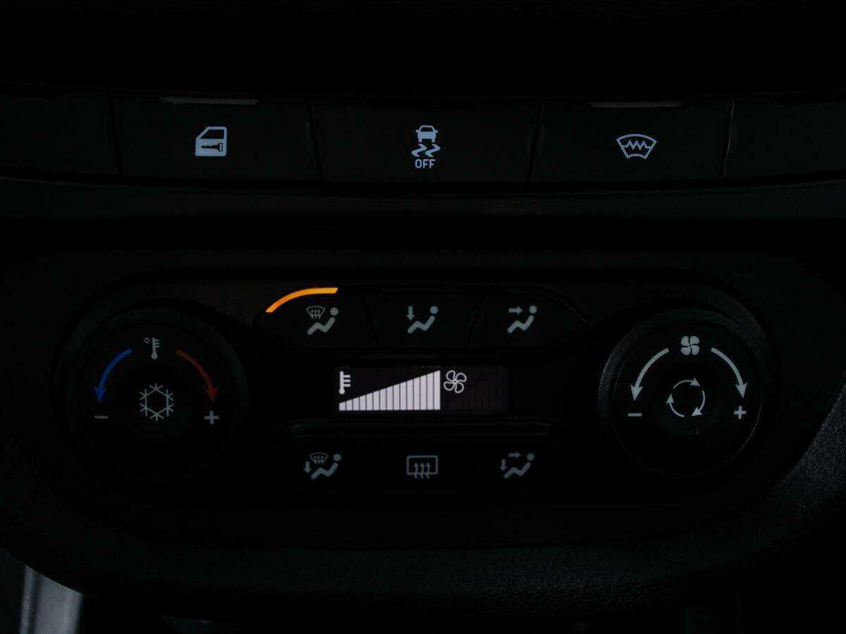 Купить Лада (ВАЗ) Веста, 2019, 82 000 км.. Фото: #11