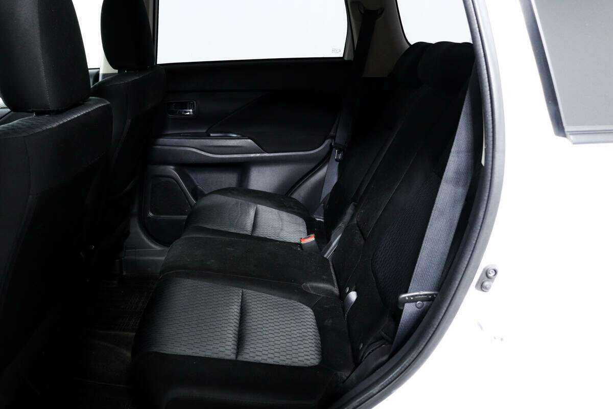 Купить Митсубиши Оутлэндер, 2013, 128 264 км.. Фото: #11