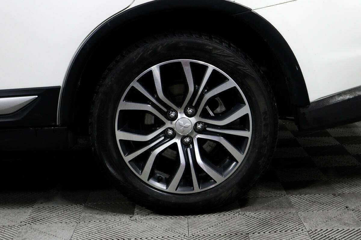 Купить Митсубиши Оутлэндер, 2018, 173 198 км.. Фото: #11