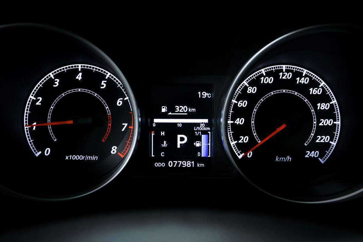 Купить Митсубиши АС-Икс, 2012, 77 981 км.. Фото: #9