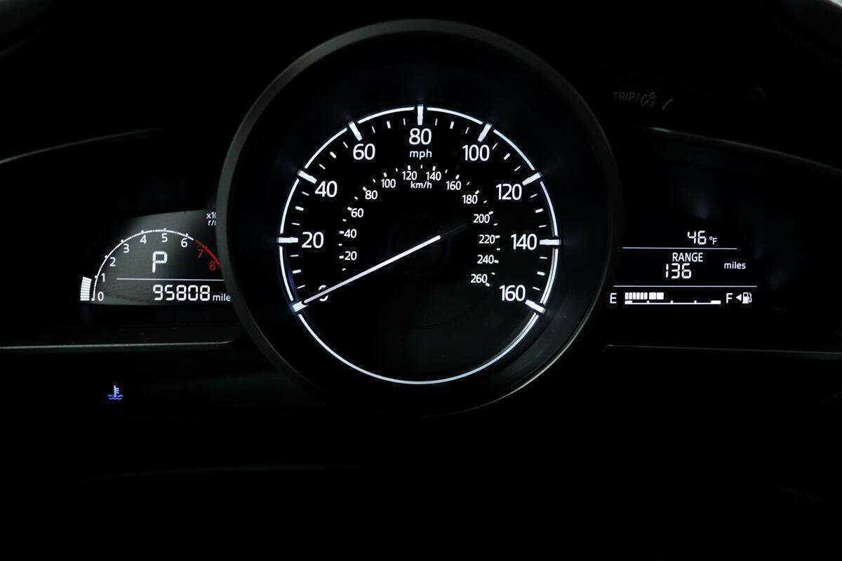 Купить Мазда 3, 2016, 153 387 км.. Фото: #9