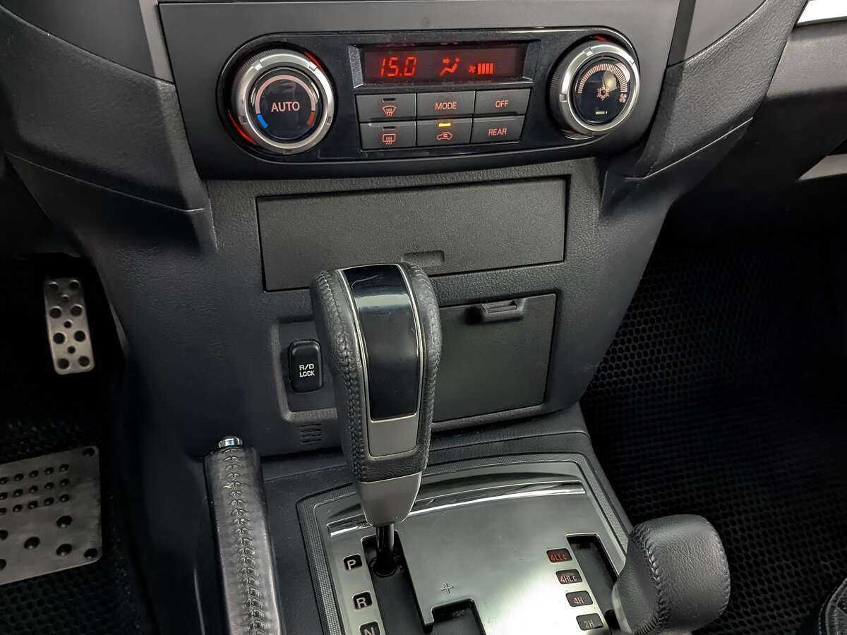 Купить Митсубиши Паджеро, 2013, 297 525 км.. Фото: #25