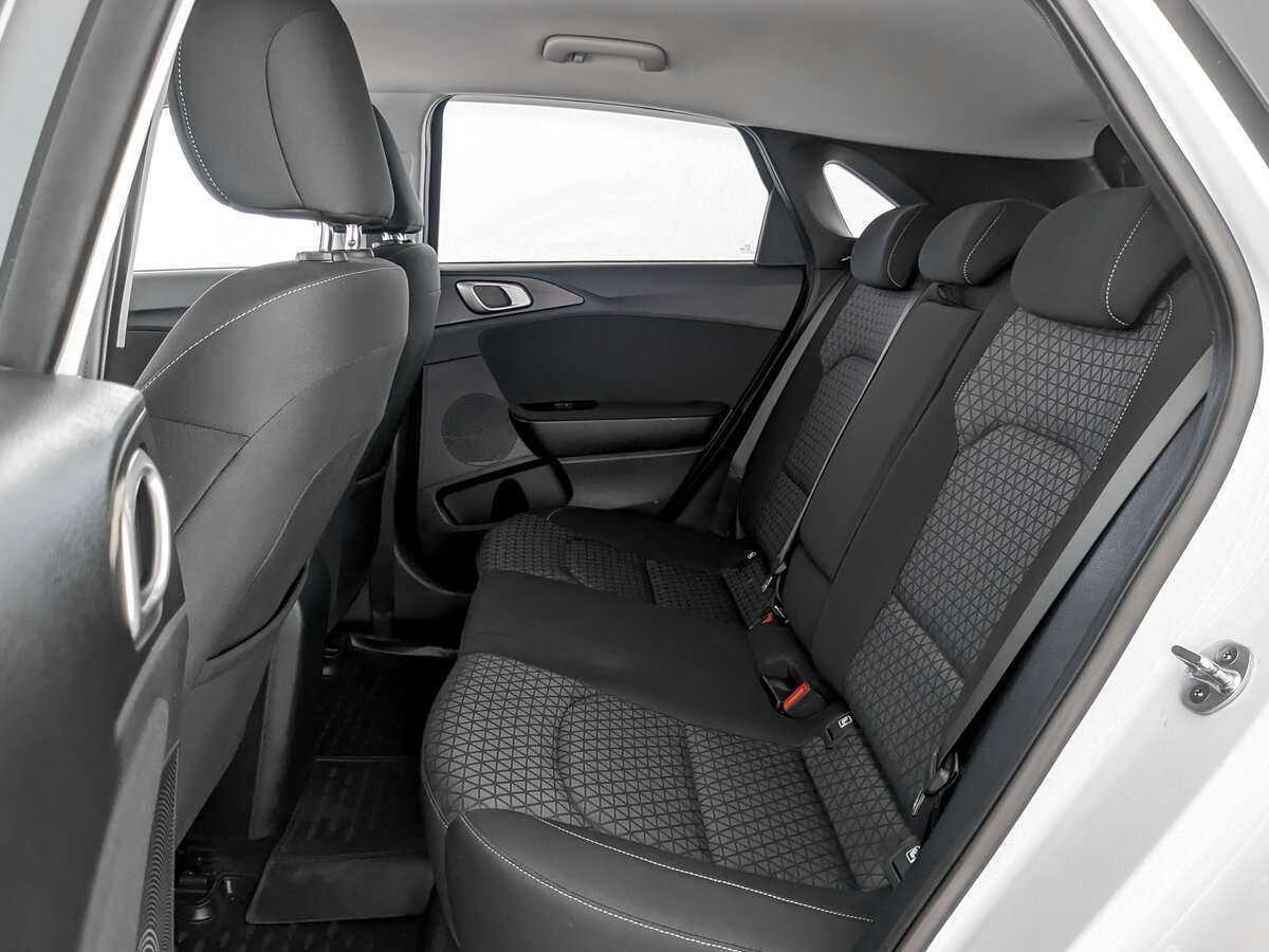 Купить Киа Сид, 2018, 86 083 км.. Фото: #9