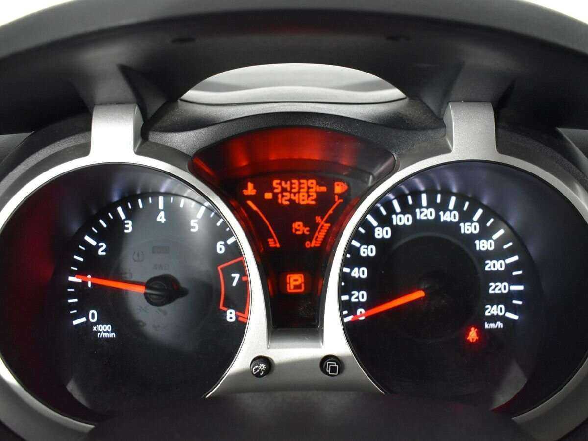 Купить Ниссан Жук, 2015, 54 338 км.. Фото: #10