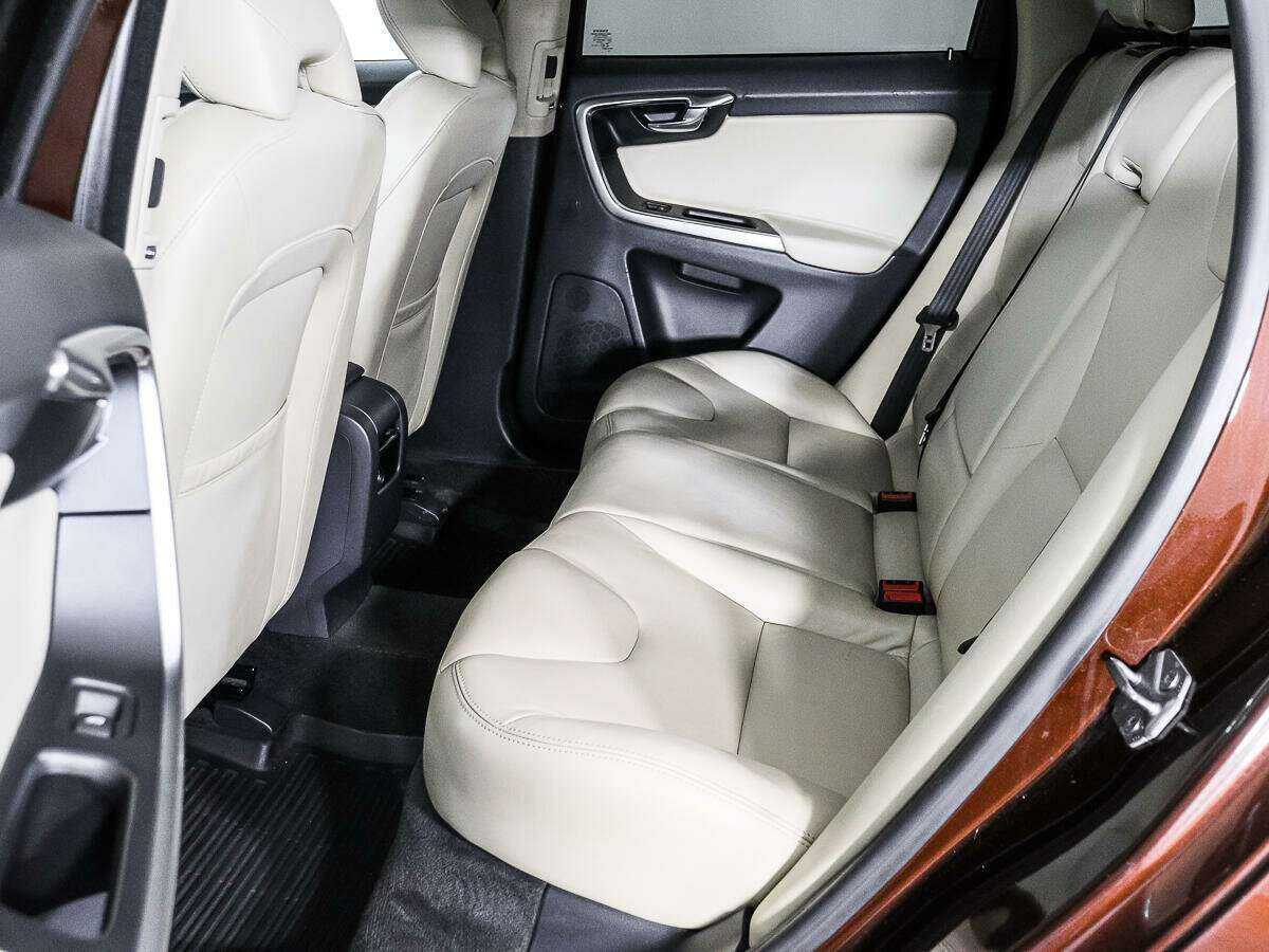 Купить Вольво ИксЦ60, 2014, 203 765 км.. Фото: #11