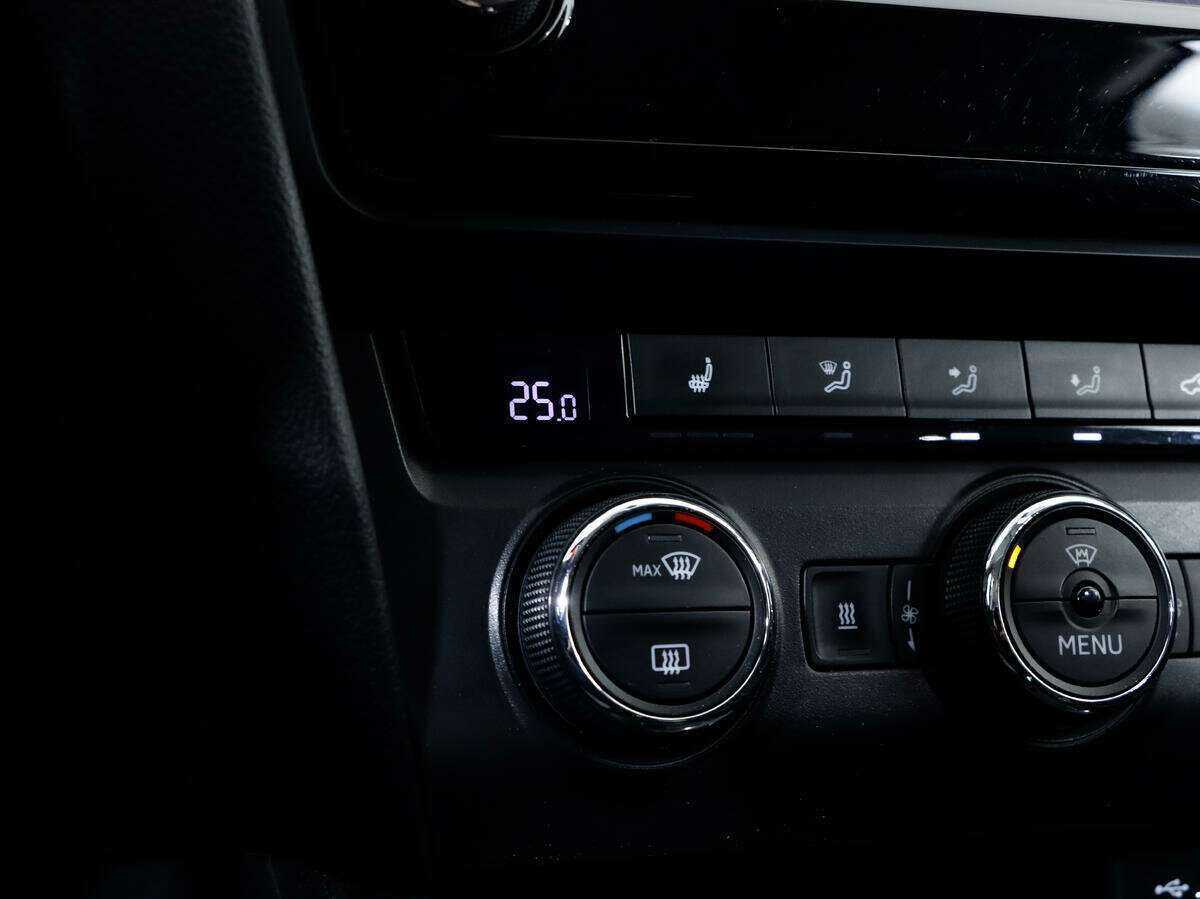 Купить Шкода Октавия, 2016, 185 938 км.. Фото: #15