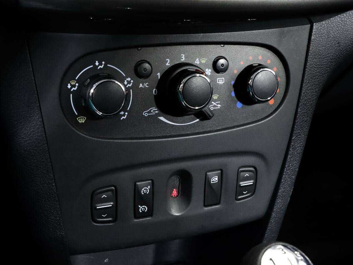 Купить Рено Логан, 2017, 83 940 км.. Фото: #12