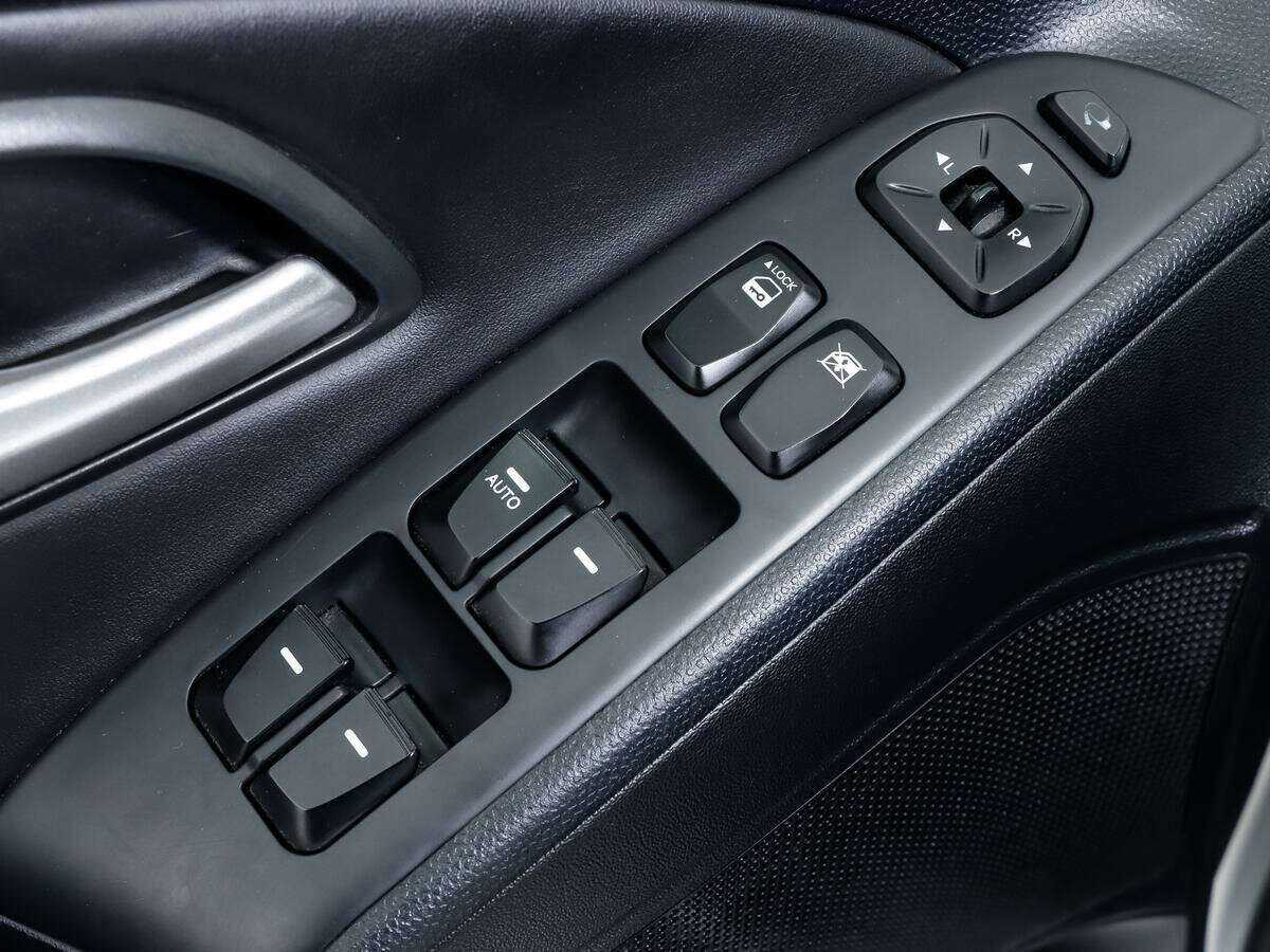 Купить Хендай ай-икс35, 2012, 165 171 км.. Фото: #11