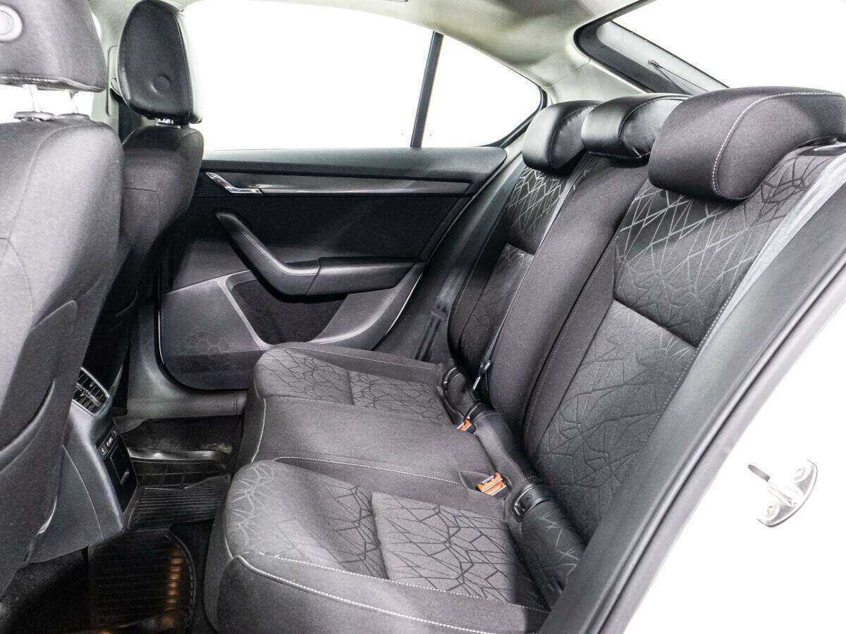 Купить Шкода Октавия, 2019, 108 928 км.. Фото: #9