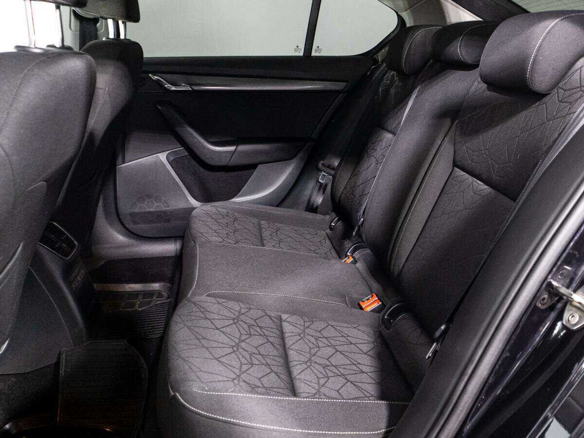 Купить Шкода Октавия, 2019, 268 337 км.. Фото: #9