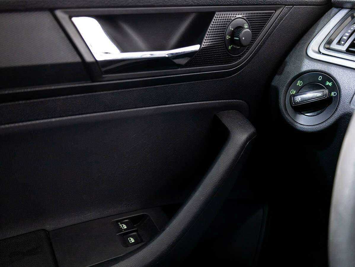 Купить Шкода Рапид, 2017, 141 688 км.. Фото: #13