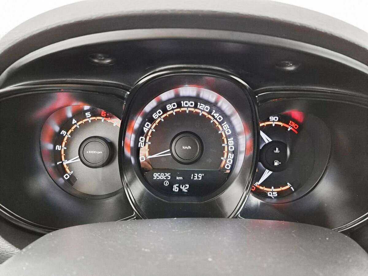 Купить Лада (ВАЗ) Веста, 2020, 95 355 км.. Фото: #10