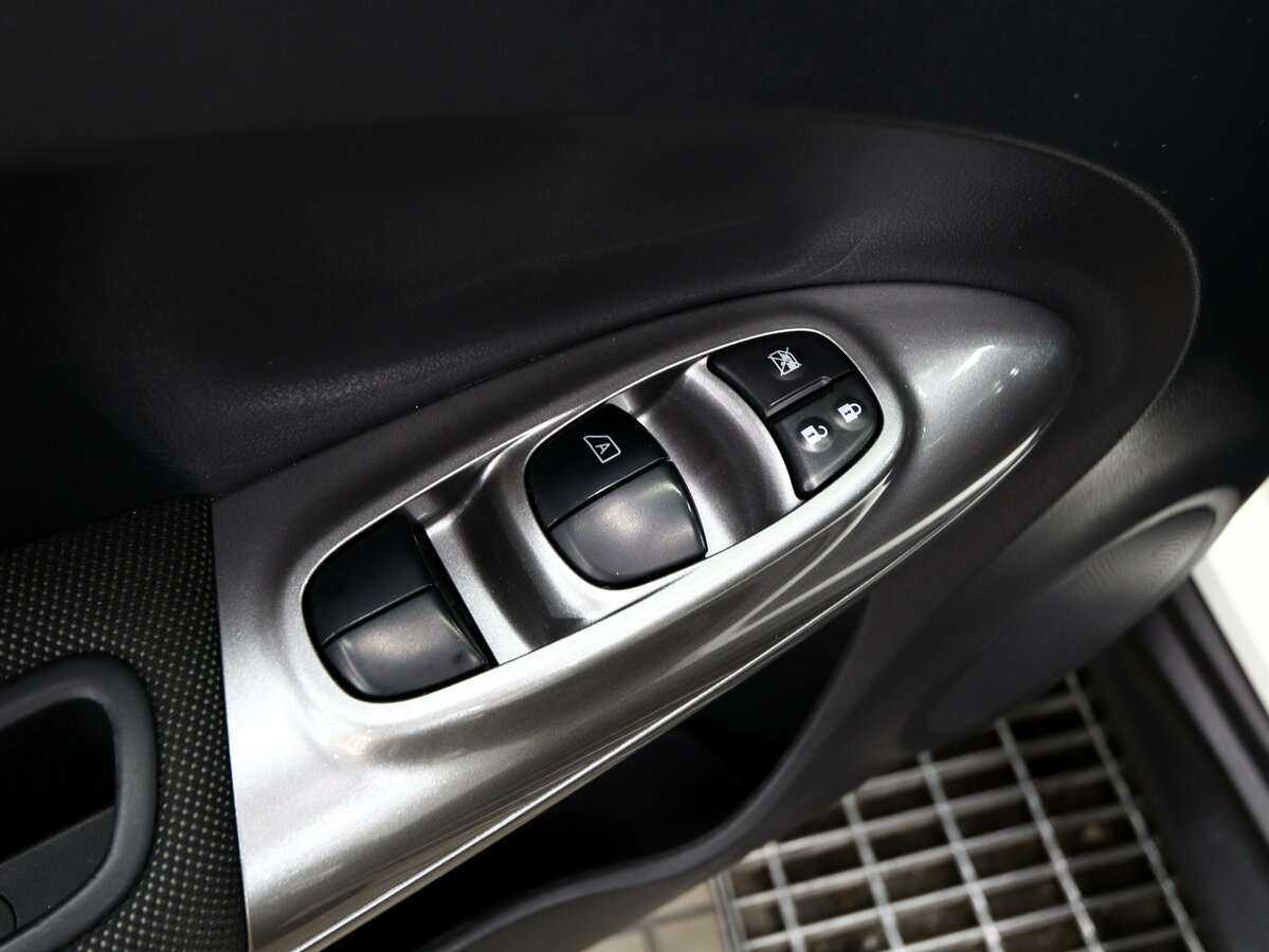 Купить Ниссан Жук, 2013, 120 000 км.. Фото: #8