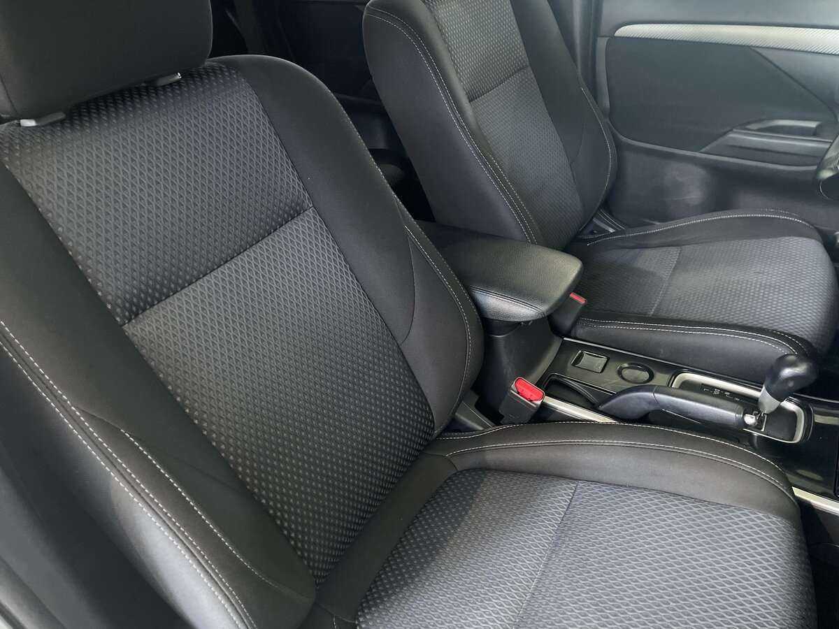 Купить Митсубиши Оутлэндер, 2018, 126 982 км.. Фото: #16