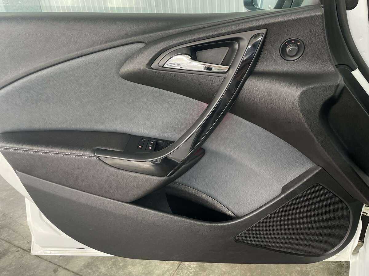 Купить Опель Астра, 2014, 145 050 км.. Фото: #16