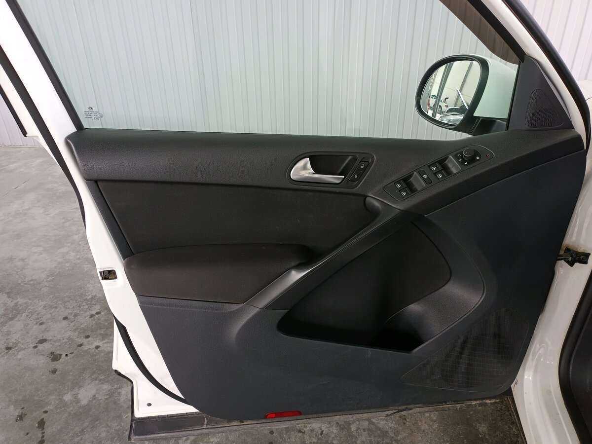 Купить Фольксваген Тигуан, 2013, 191 761 км.. Фото: #16