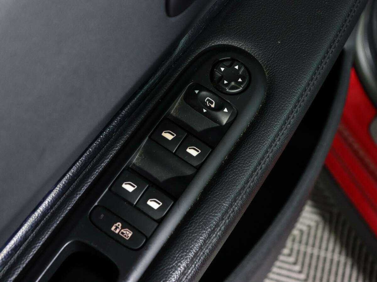 Купить Пежо 3008, 2012, 102 927 км.. Фото: #15