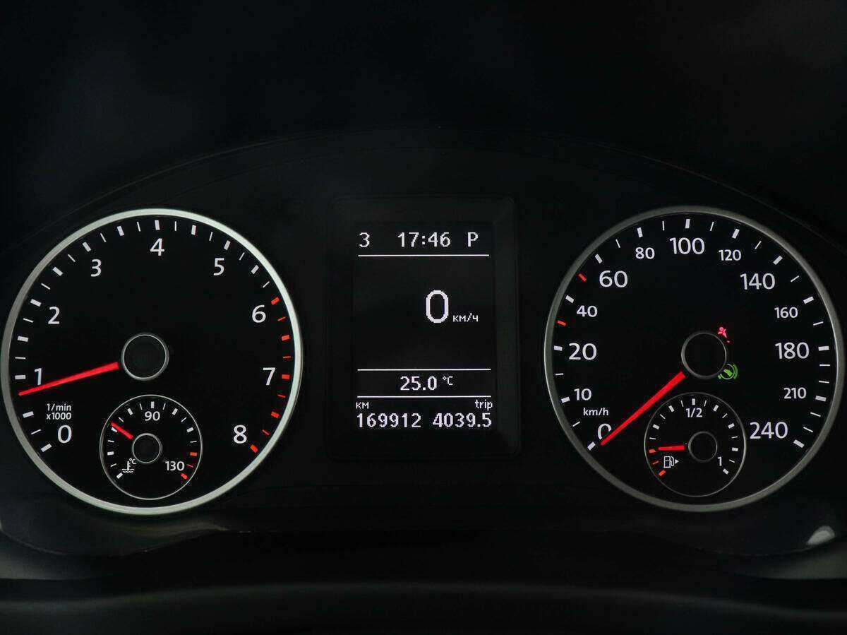 Купить Фольксваген Тигуан, 2012, 169 919 км.. Фото: #10