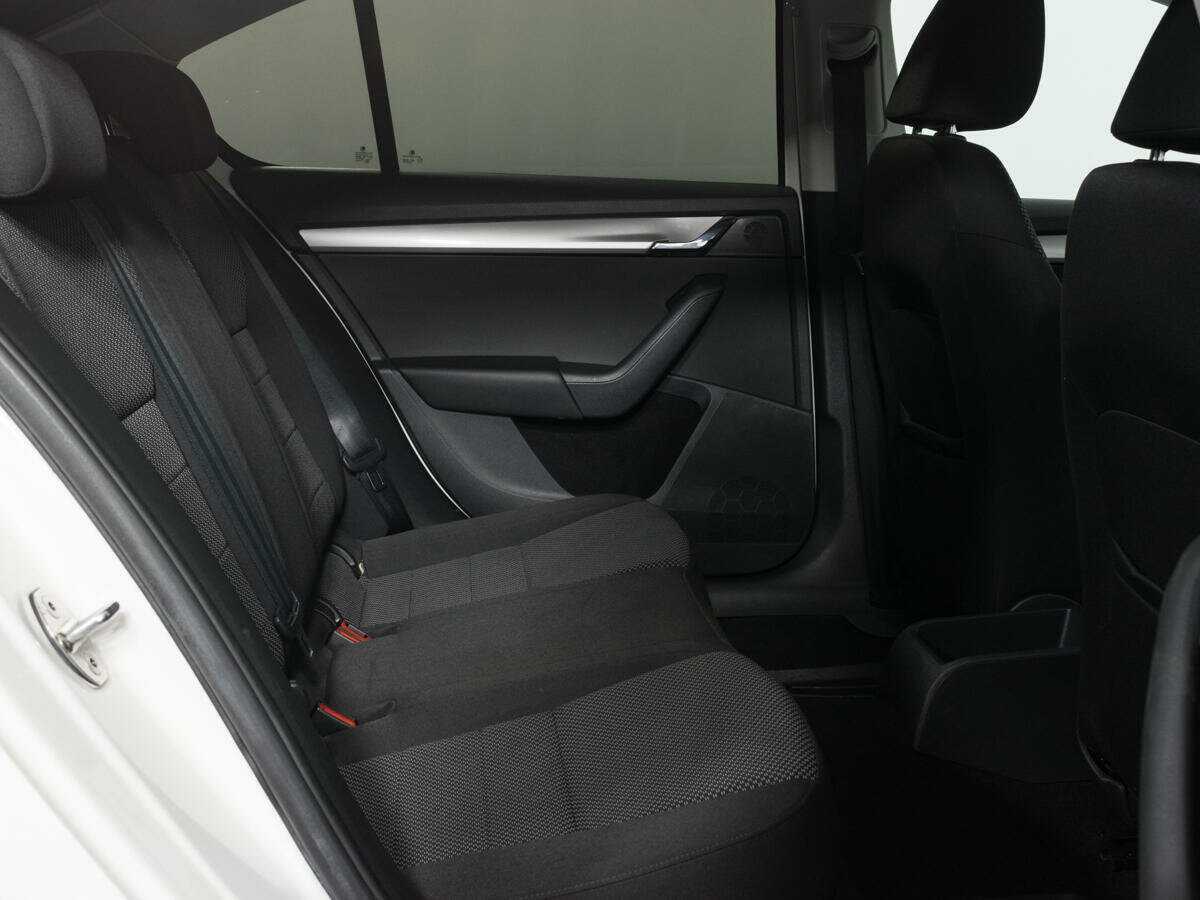 Купить Шкода Октавия, 2015, 118 100 км.. Фото: #6