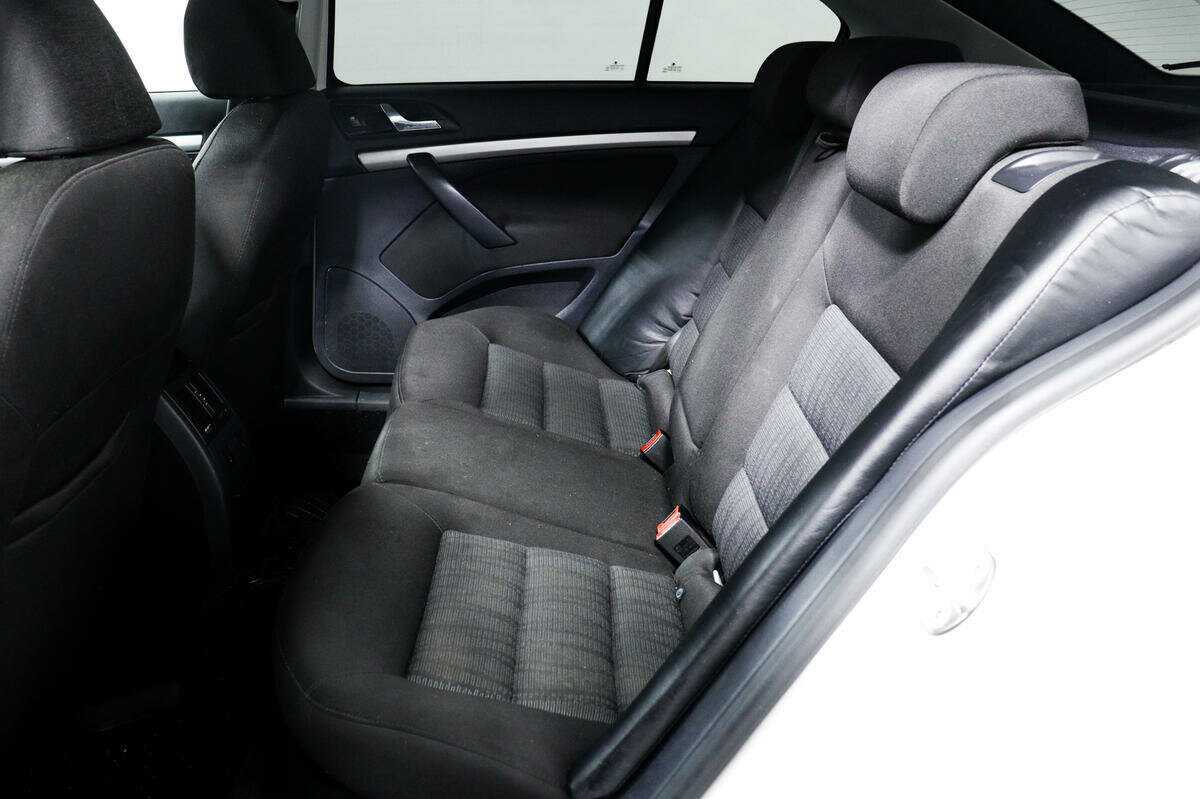 Купить Шкода Октавия, 2012, 222 474 км.. Фото: #10