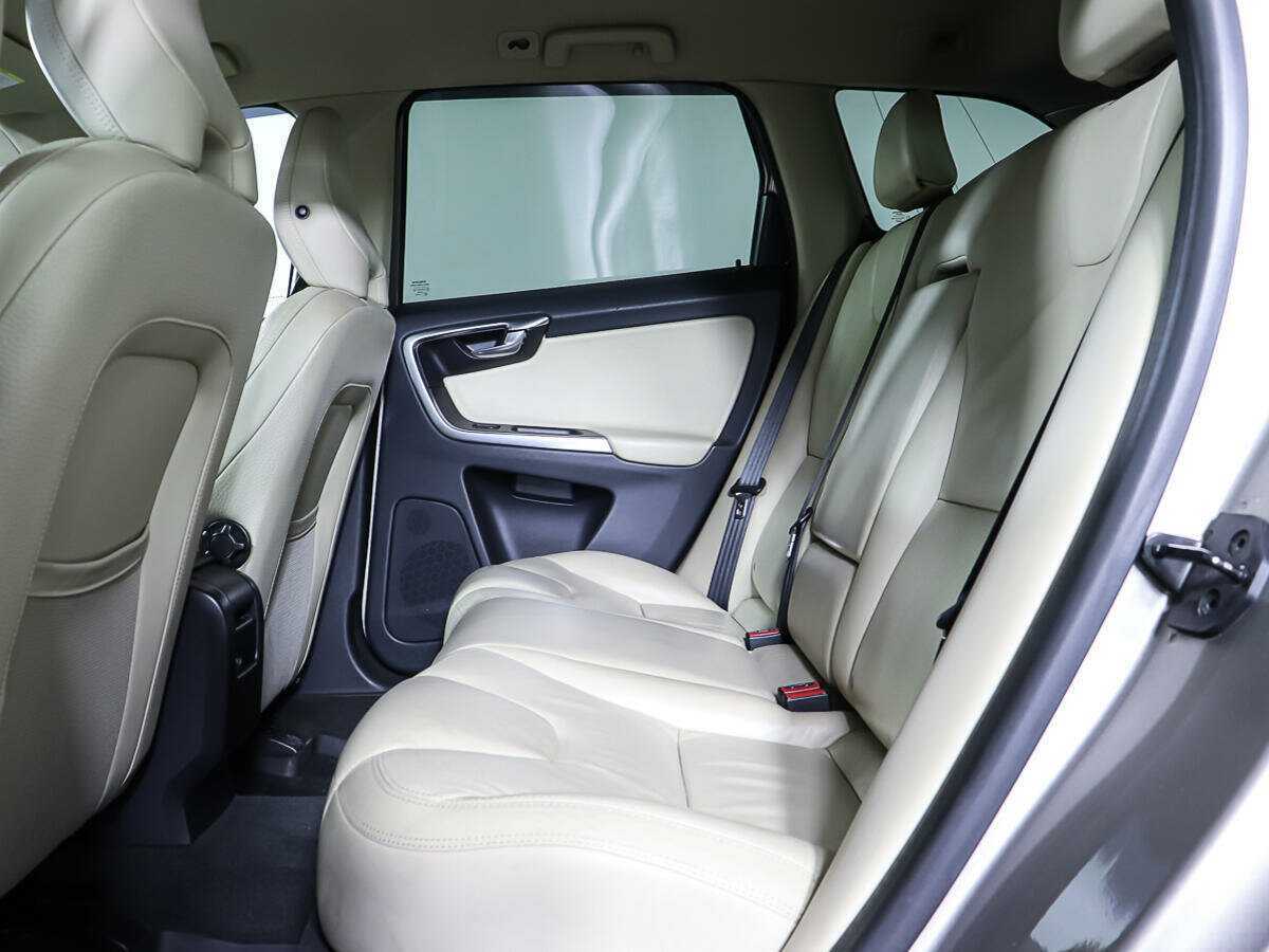 Купить Вольво ИксЦ60, 2012, 137 000 км.. Фото: #11