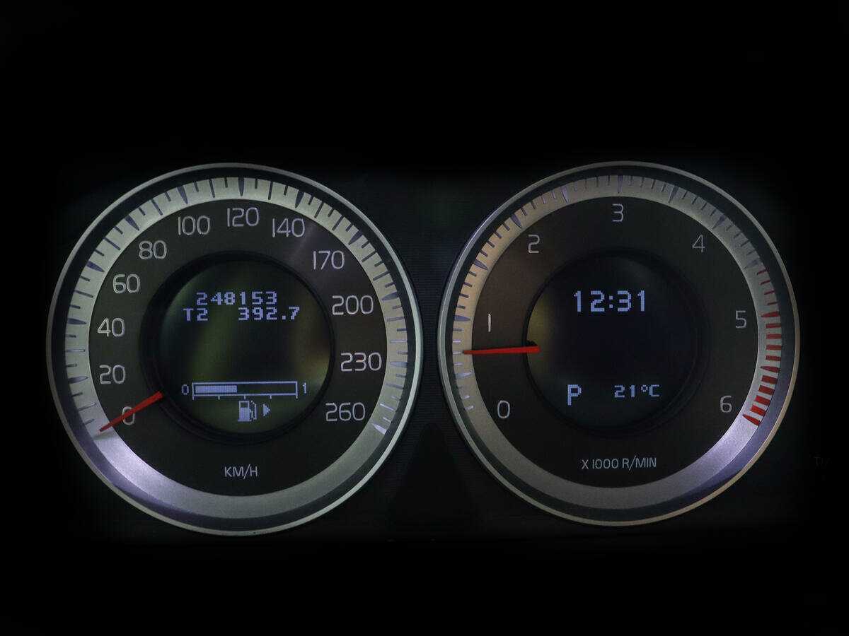 Купить Вольво ИксЦ60, 2012, 248 152 км.. Фото: #10